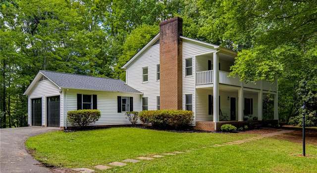 Photo of 1336 Crepe Myrtle Ln, Yadkinville, NC 27055