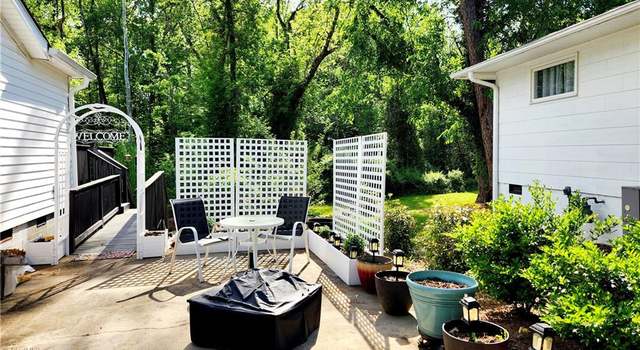 Photo of 4318 Halifax Rd, Greensboro, NC 27407