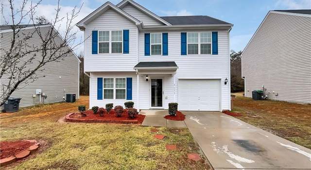 Photo of 4653 Chapel Ridge Dr, Greensboro, NC 27405
