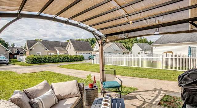 Photo of 118 Sweetwater Cir, Advance, NC 27006