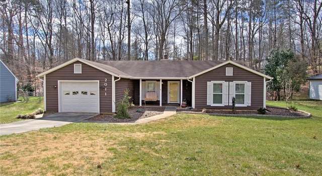 Photo of 2011 Fawnbrook Dr, Greensboro, NC 27455