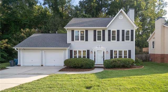 Property at 5515 Pebble Garden Ct, Greensboro, NC 27407, 3 beds, 2.5 baths