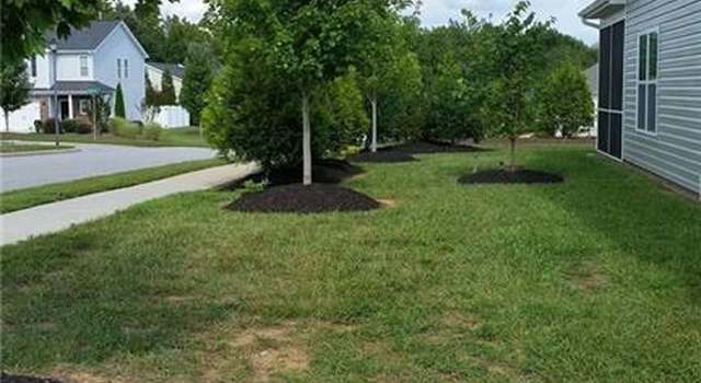 Photo of 3436 Obsidian Ct, High Point, NC 27265