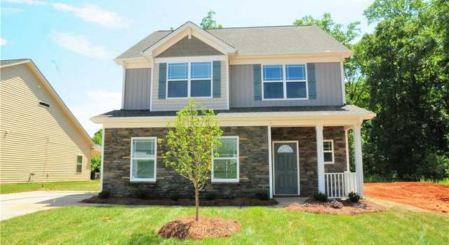 Photo of 215 Kilbourne Dr, Bermuda Run, NC 27006