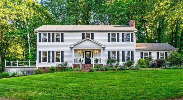 Photo of 725 Viewmont Dr, Asheboro, NC 27205