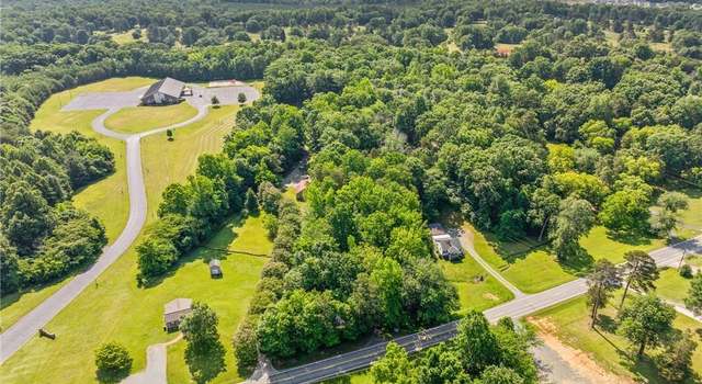 Photo of 3138 Maple Ave, Burlington, NC 27215