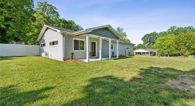 Photo of 700 Nance Dr, Thomasville, NC 27360