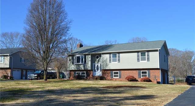 Photo of 6065 Styers Ferry Rd, Clemmons, NC 27012