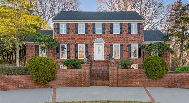 Photo of 605 Braewyck Ln, Winston-salem, NC 27104