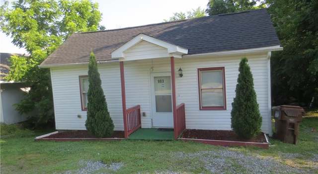 Photo of 903 Newlin Pl, High Point, NC 27260