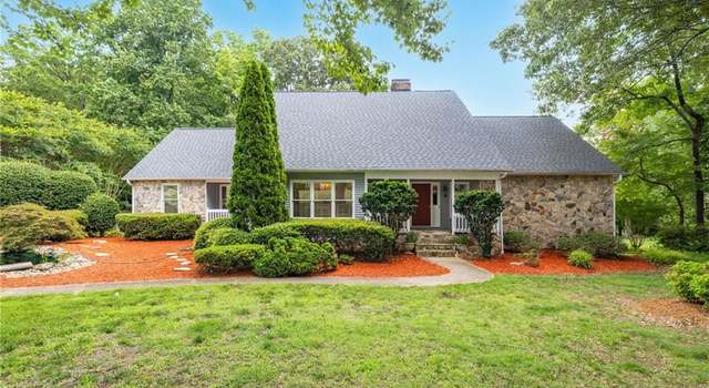 Photo of 5307 Graycliff Dr, Greensboro, NC 27406