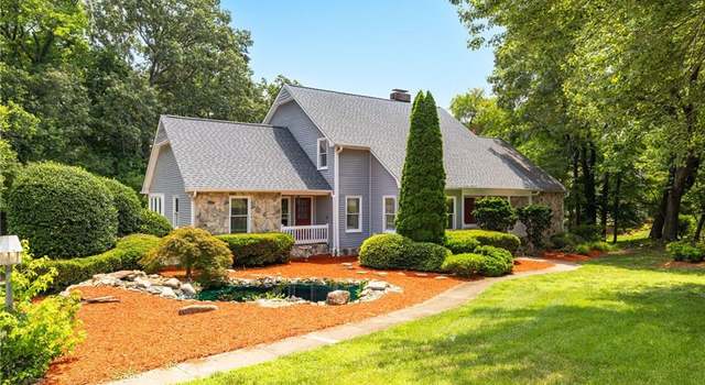 Photo of 5307 Graycliff Dr, Greensboro, NC 27406