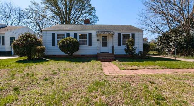 Photo of 308 Burlington Ave, Gibsonville, NC 27249