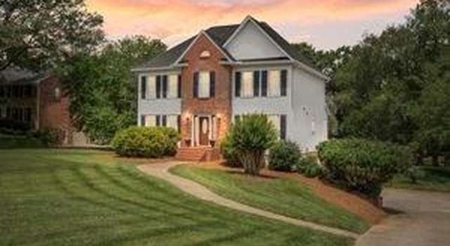 Photo of 7049 Whitby Ave, Clemmons, NC 27102
