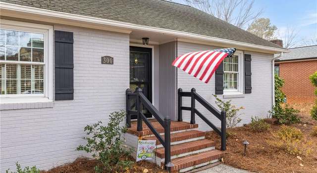 Photo of 300 N Hawthorne Rd, Winston-salem, NC 27104