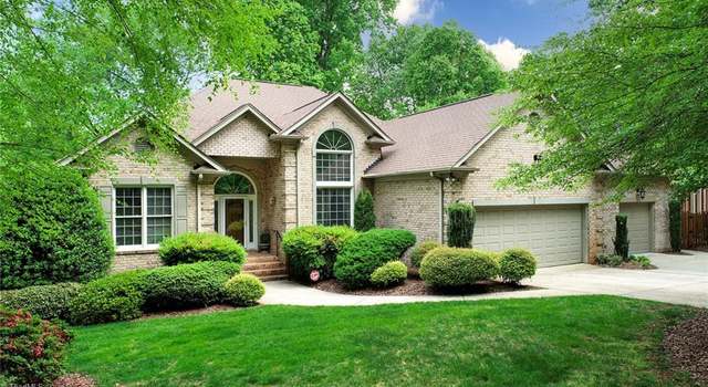 Photo of 16 Kelvington Ct, Greensboro, NC 27410