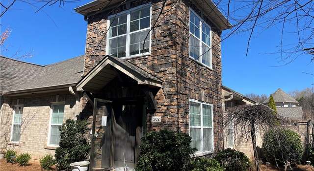 Photo of 202 Castellum Sq, Winston-salem, NC 27127