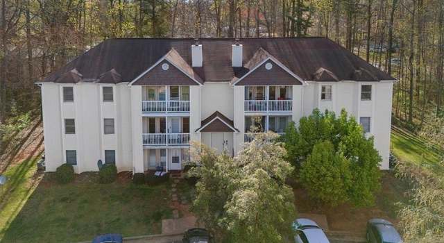 Photo of 2326 W Vandalia Rd Unit A, Greensboro, NC 27407