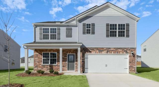 Photo of 3106 Middle Creek Ln, Greensboro, NC 27405