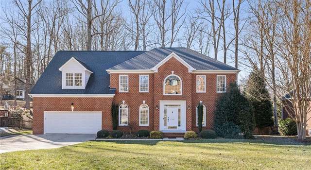 Photo of 3107 Lodge Dr, Jamestown, NC 27282