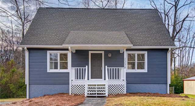 Photo of 5012 Hutchins St, Winston-salem, NC 27106
