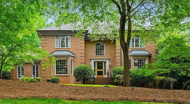 Photo of 211 Staunton Dr, Greensboro, NC 27410