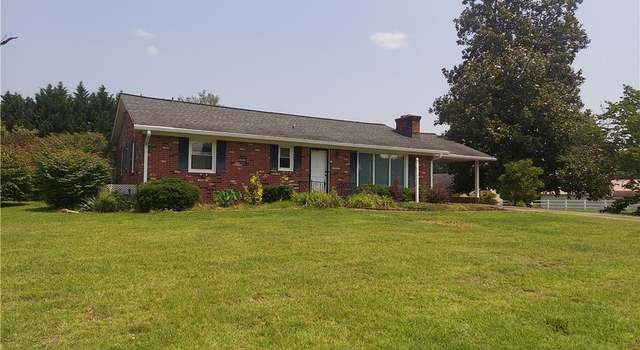 Photo of 7 Paddington Dr, Lexington, NC 27295