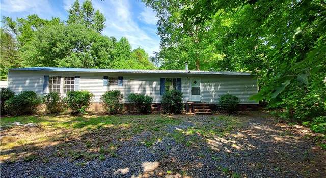 Photo of 1652 Fork Creek Mill Rd, Seagrove, NC 27341