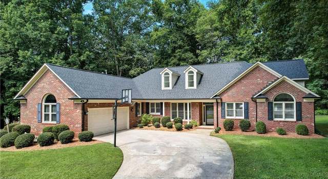 Photo of 1801 Dante Ln, Greensboro, NC 27410