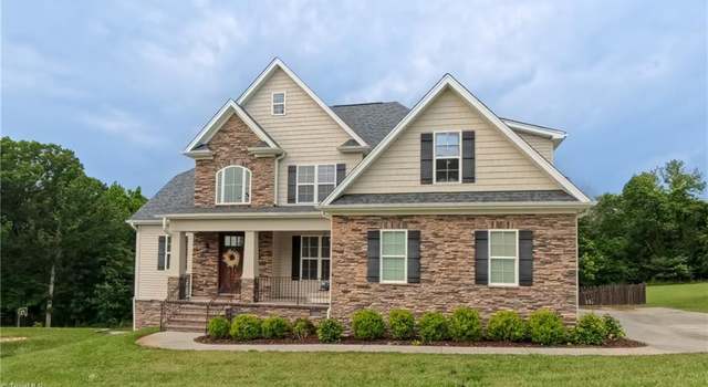 Photo of 5006 Tamarack Dr, Greensboro, NC 27407