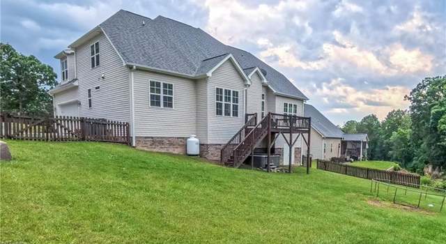 Photo of 5006 Tamarack Dr, Greensboro, NC 27407