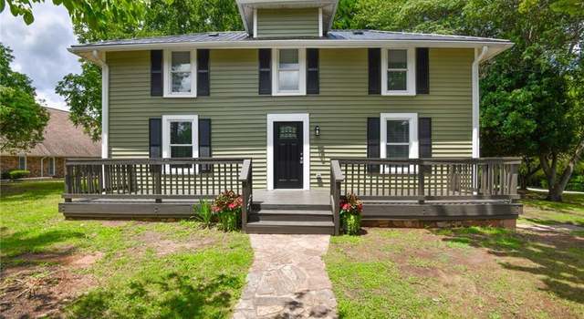 Photo of 404 Guilford St, Reidsville, NC 27320