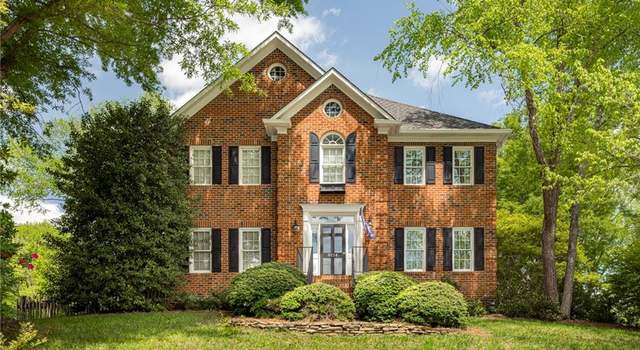 Photo of 8124 Glengarriff Rd, Clemmons, NC 27012