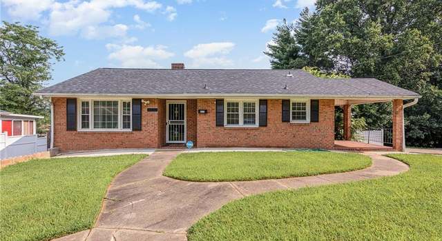 Photo of 2417 Pickford Ct, Winston Salem, NC 27101
