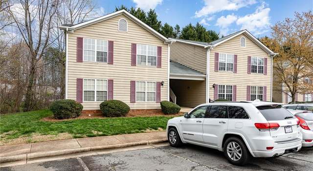 Photo of 15 Meadowood Glen Way Unit C, Greensboro, NC 27409