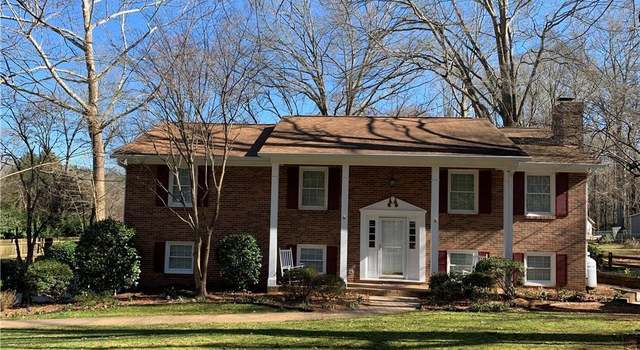 Photo of 4625 Woodsman Way, Winston Salem, NC 27103