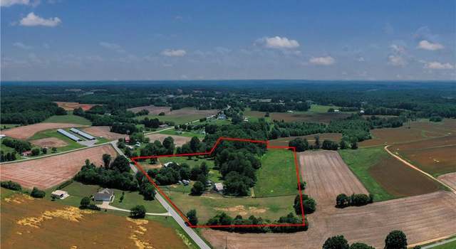 Photo of 1841 Center Rd, Boonville, NC 27011