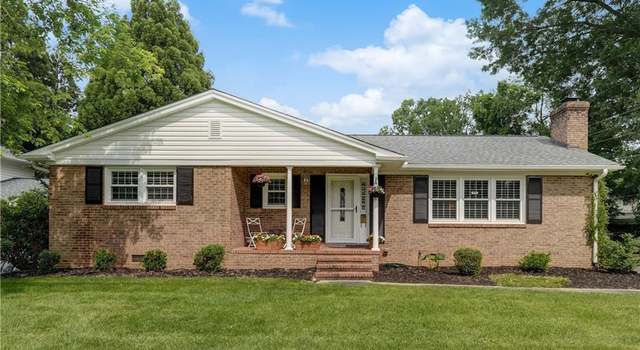Photo of 803 Honeysuckle Dr, Greensboro, NC 27408