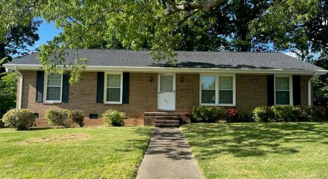 Photo of 2506 Dulaire Rd, Greensboro, NC 27407