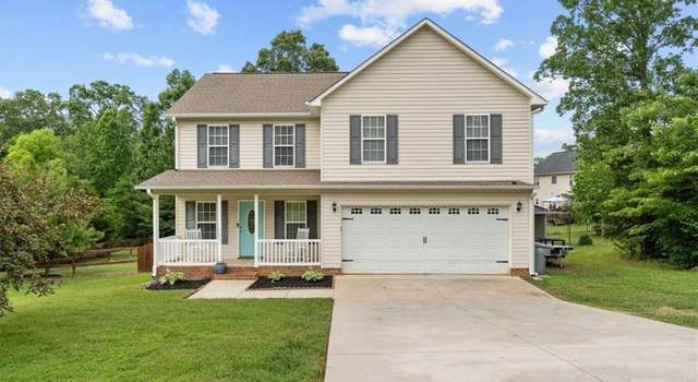 Photo of 581 Old Castle Dr, Randleman, NC 27317
