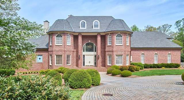 Photo of 1095 Fieldwood Ln, Winston-salem, NC 27106