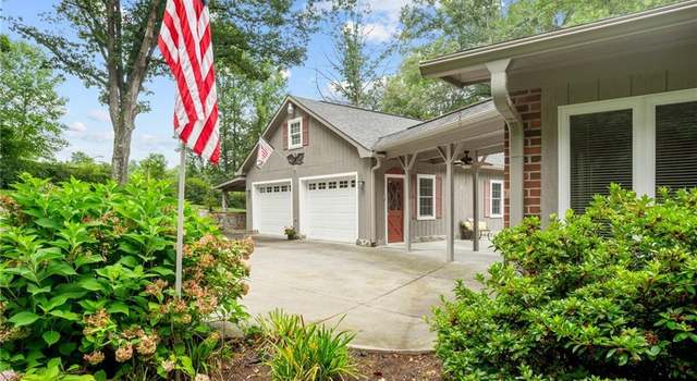 Photo of 134 English Primrose Ln, Dobson, NC 27017