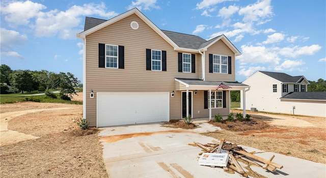 Photo of 106 Equestrian Trl, Madison, NC 27025