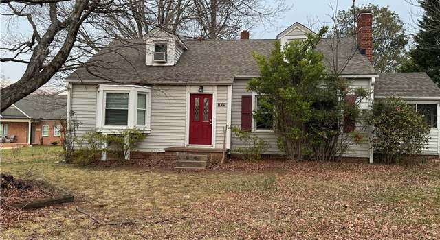 Photo of 825 Polo Rd, Winston-salem, NC 27106