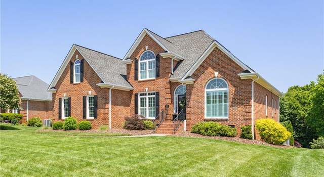 Photo of 153 Montauk Ct, Clemmons, NC 27012