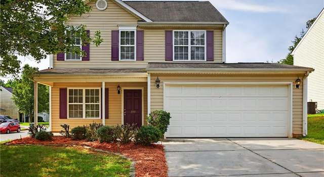 Photo of 200 Kinnley Ct, Greensboro, NC 27455