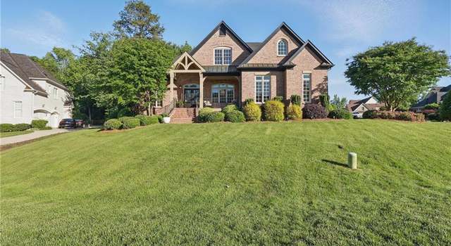 Photo of 6204 Calendula Ct, Summerfield, NC 27358