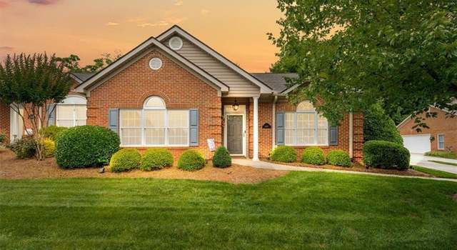 Photo of 4465 Orchard Knob Ln, High Point, NC 27265