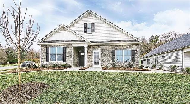 Photo of 4028 Limestone Ct, Clemmons, NC 27012