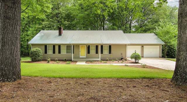 Photo of 2003 Harvell St, Asheboro, NC 27205